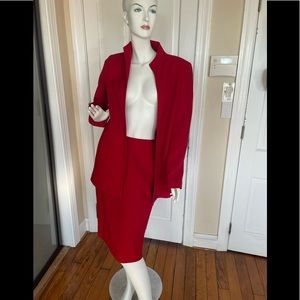 Dana Buchman red power suit size 6